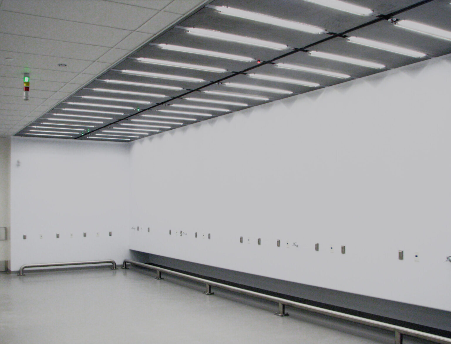 Laminar Flow Ceiling Systems - Laminar Flow INC